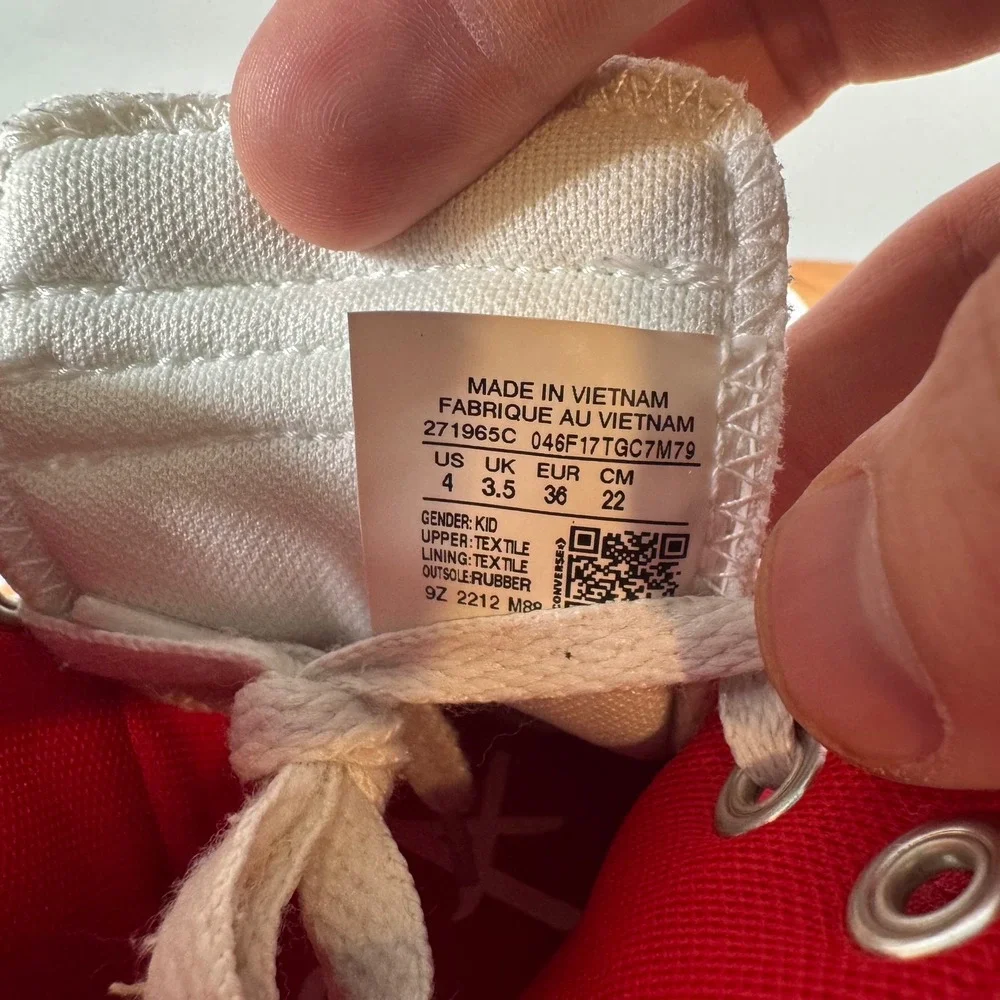 Converse‎ Unt1tl3d Not A Chuck Red White Kids High Top Sneakers 271965C Size 4Y